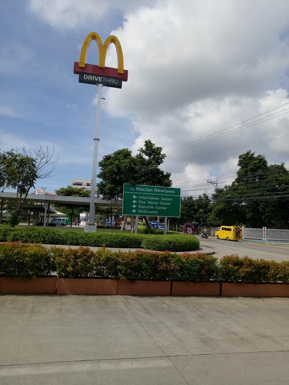 Mactan Newtown Condo Lapu-Lapu City Buitenkant foto