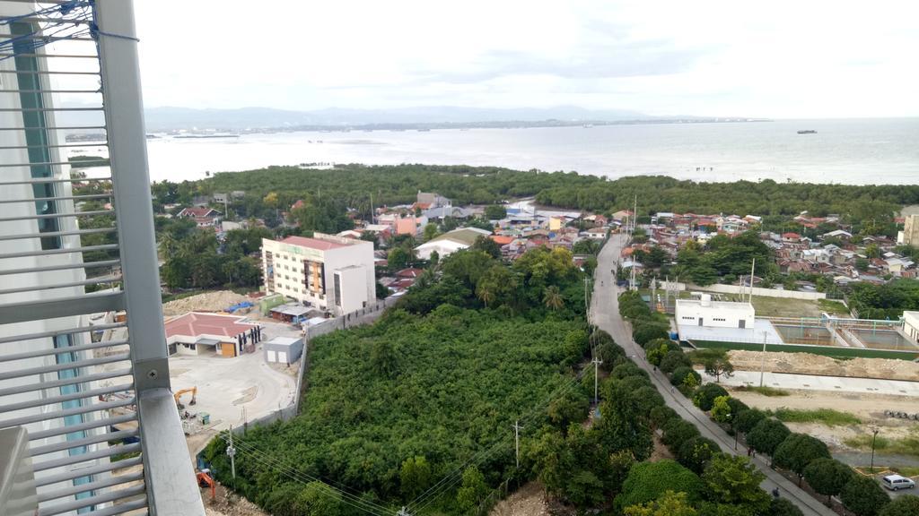 Mactan Newtown Condo Lapu-Lapu City Buitenkant foto