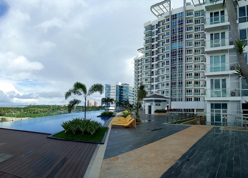 Mactan Newtown Boulevard Lapu-Lapu City Buitenkant foto